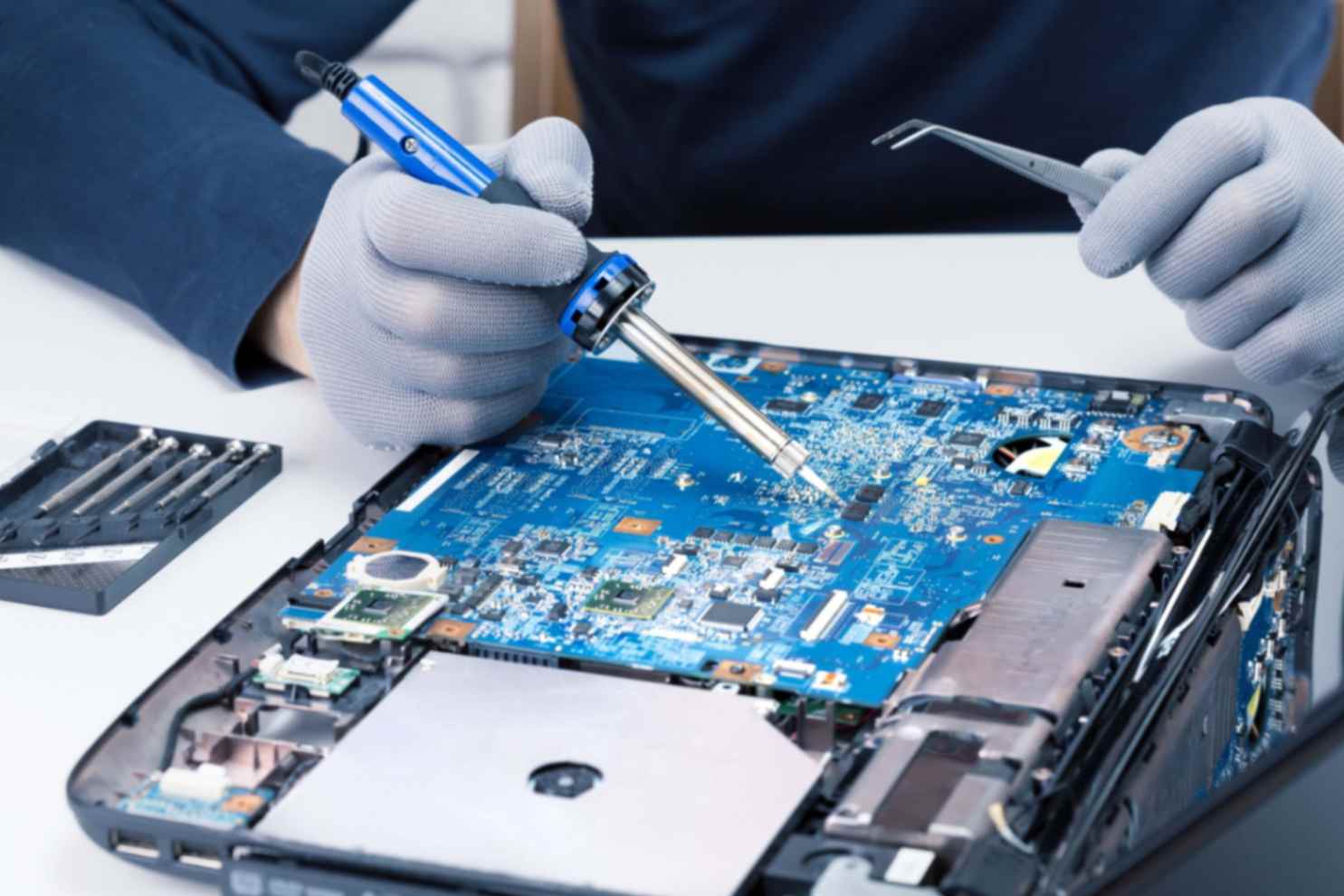 laptop repair doha 
