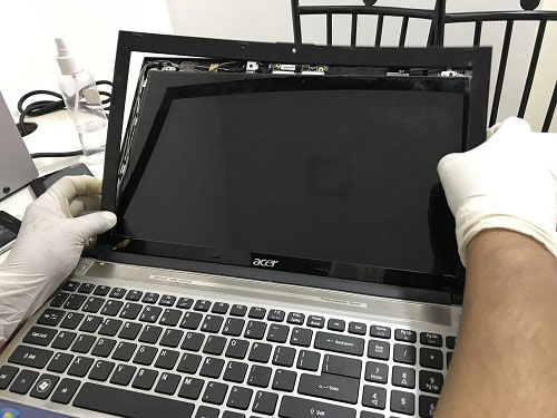acer screen repair doha